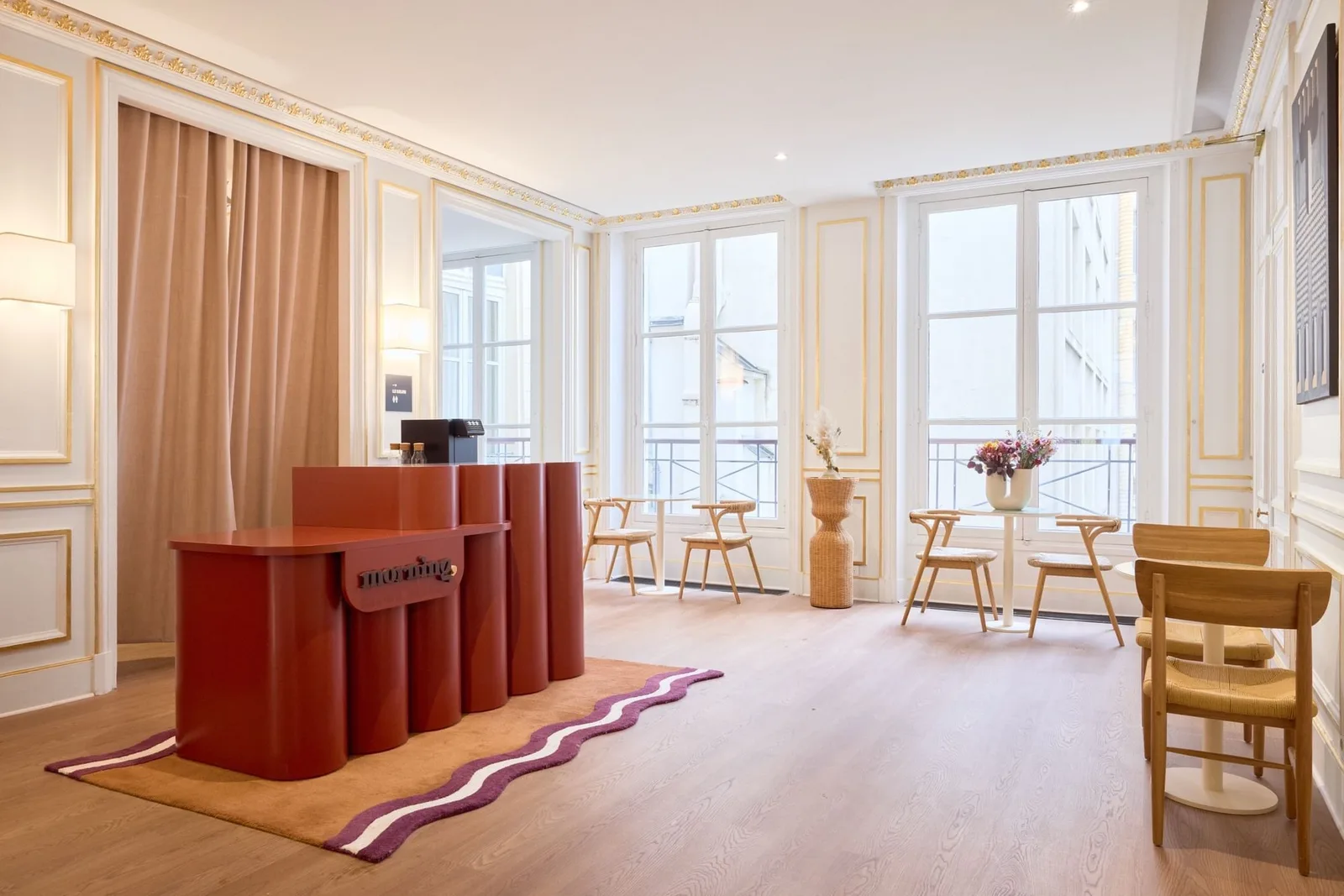 Morning Panoramas, Réception, Paris 2e