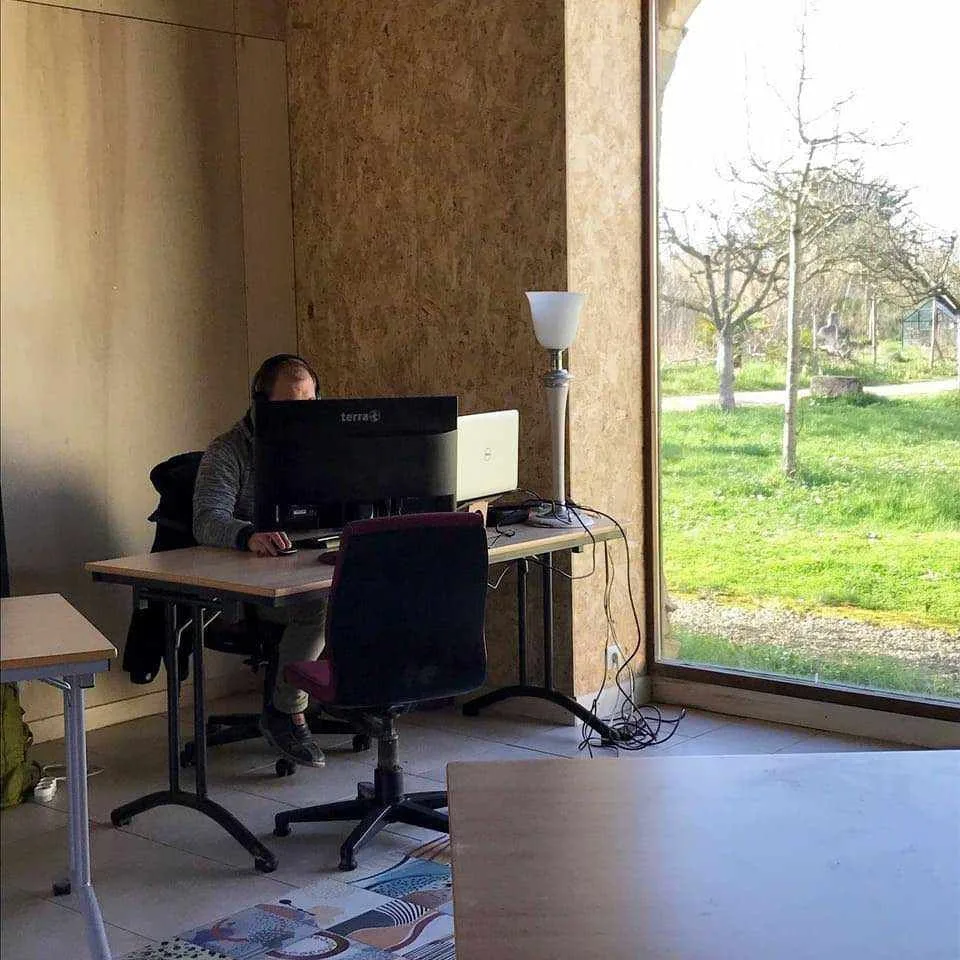 La Motte Aubert - Coworking, Private office, 1 desk, Saint-Saturnin-du-Bois
