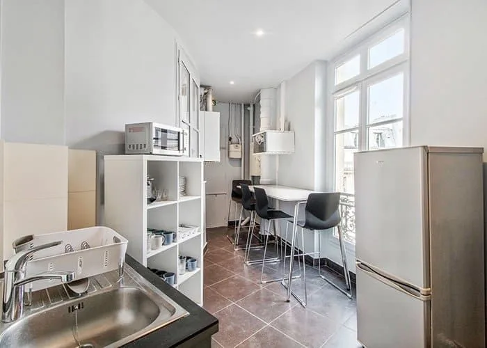 Mozaik Coworking La Fayette, Kitchen, Paris 9e