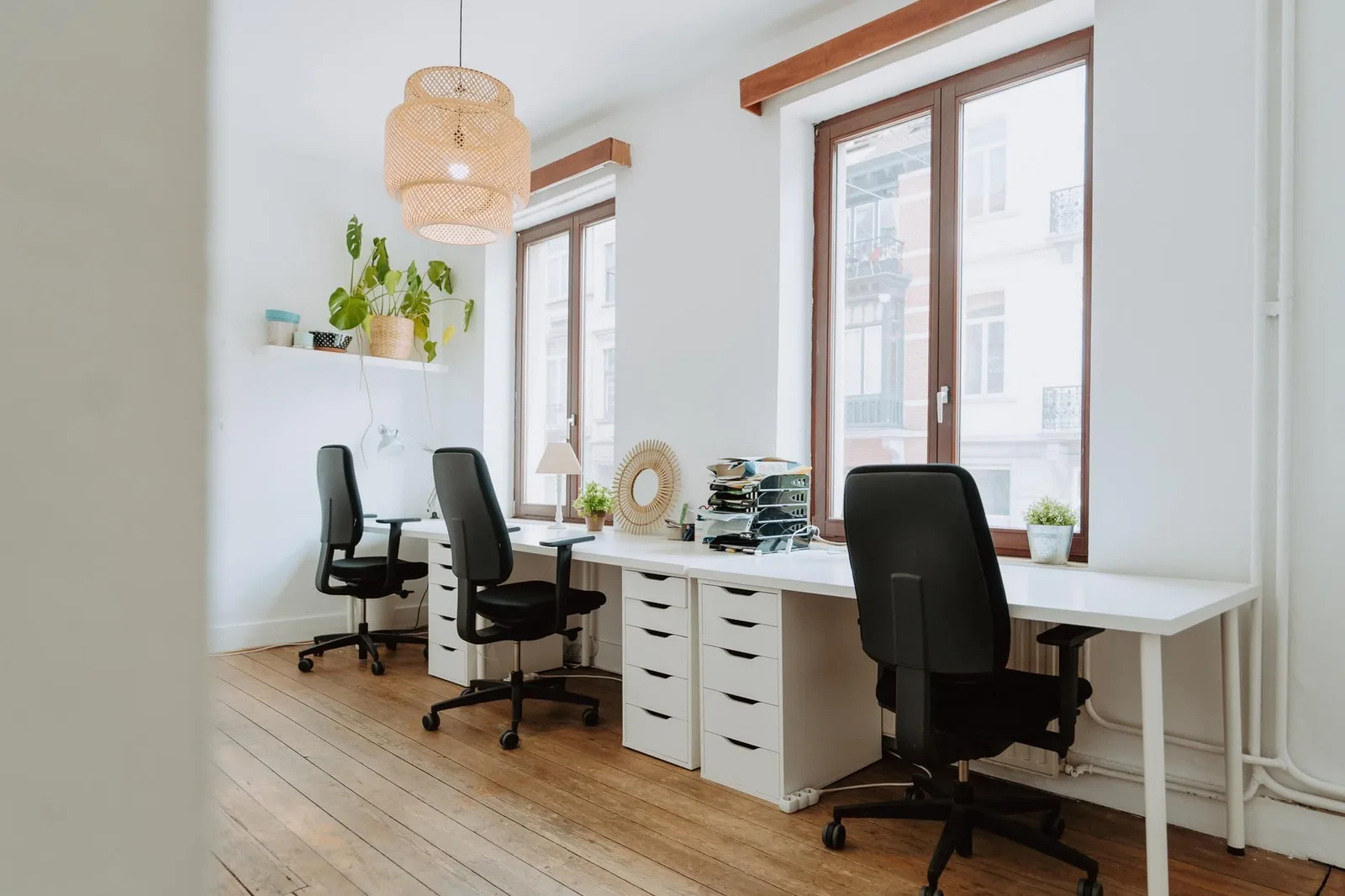 The Mug Schuman, Private office, 3 desks, Brussels