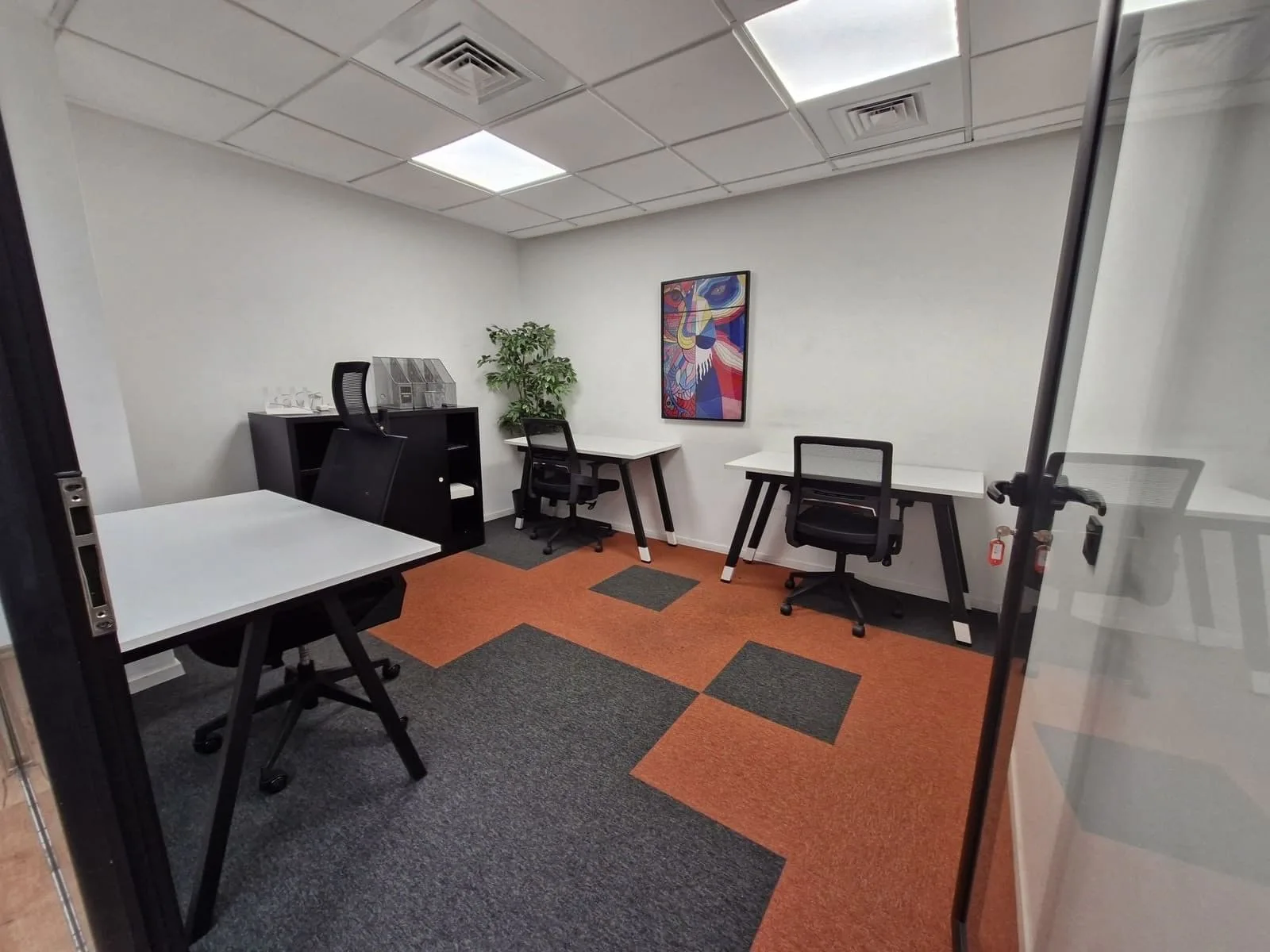 My Desk Business Center ، مكتب خاص بـ 3 محطات عمل، الدار البيضاء