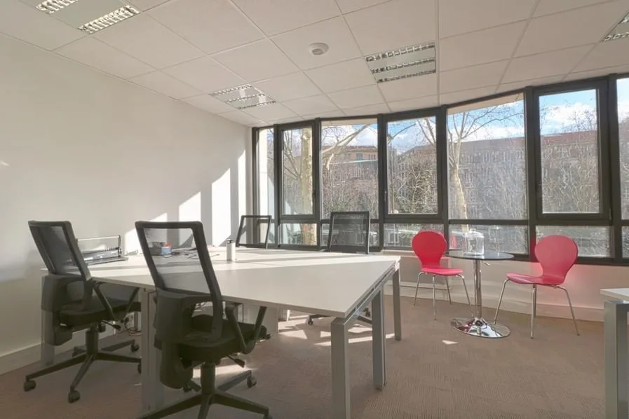 My Office 62 Pereire, Private office, 4 desks, Paris 17e
