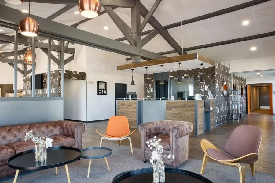 myWO Agen, Reception, Le Passage