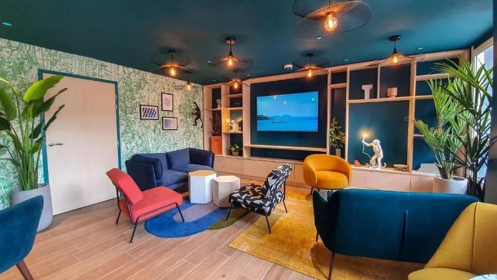 myWO Aix les Bains Centre Gare, Lounge, Aix-les-Bains