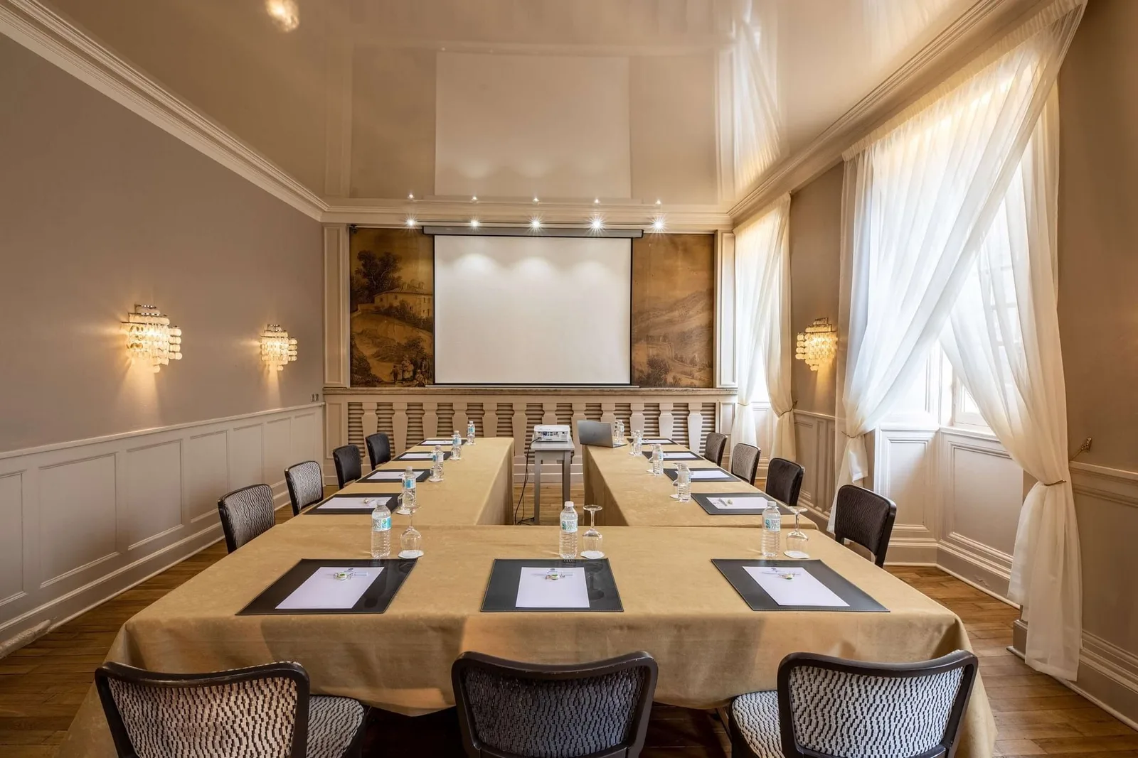 myWO Aurillac, Besprechungsraum für 13 Personen, Aurillac