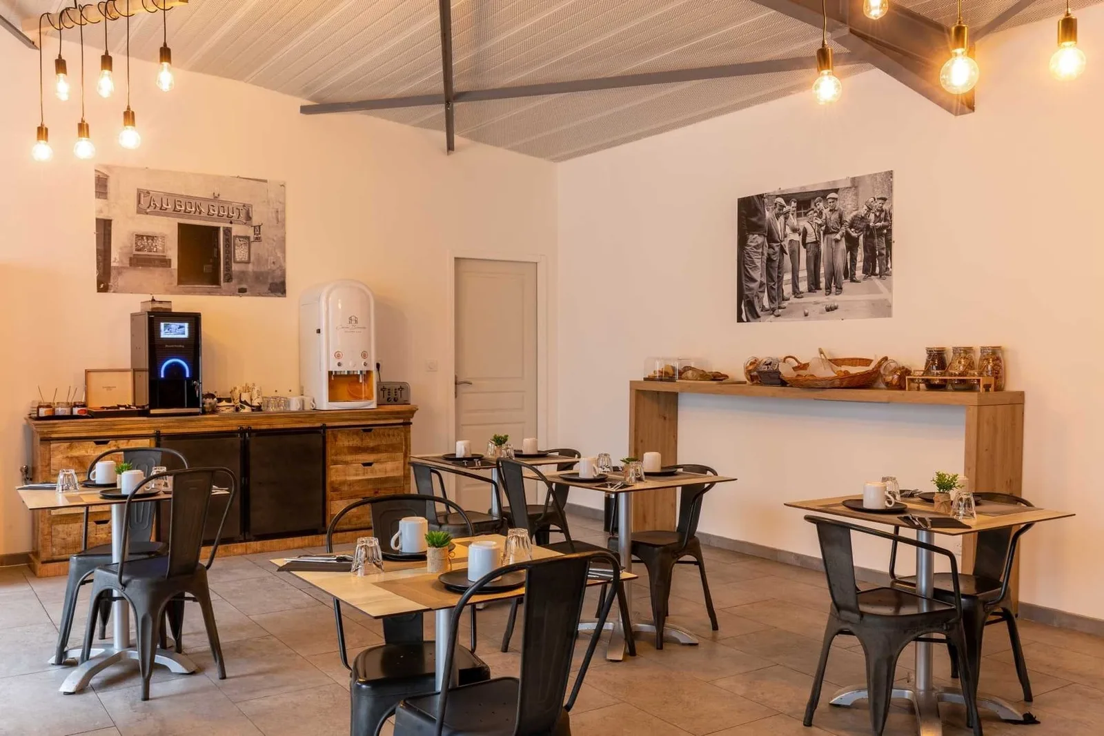 myWO Calvi, Cafeteria, Calvi