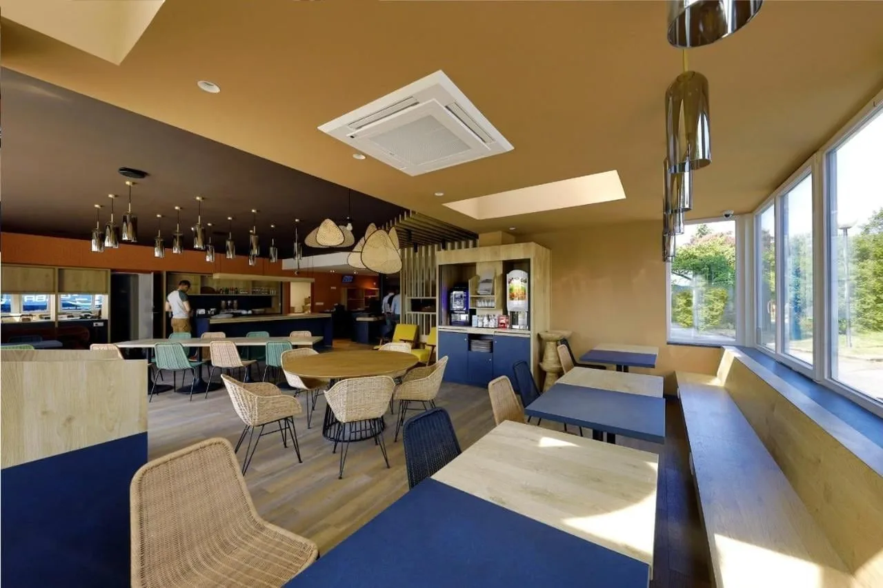 myWO Dole, Cafeteria, Dole