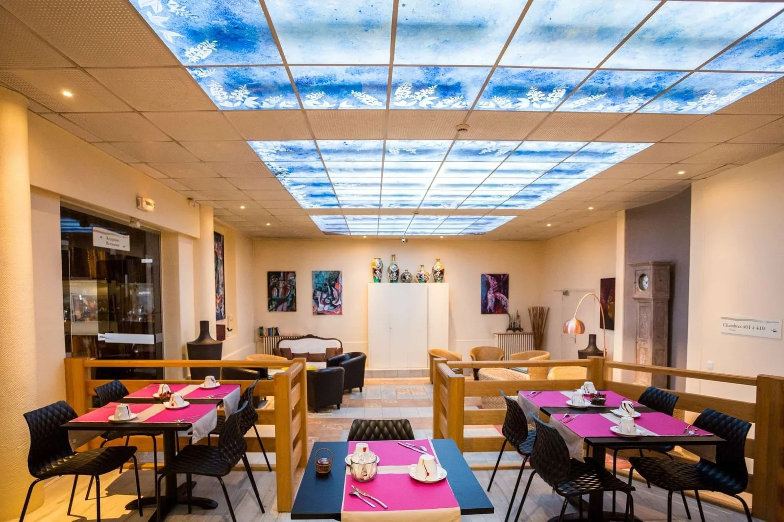 myWO Fougères, Cafeteria, Fougères