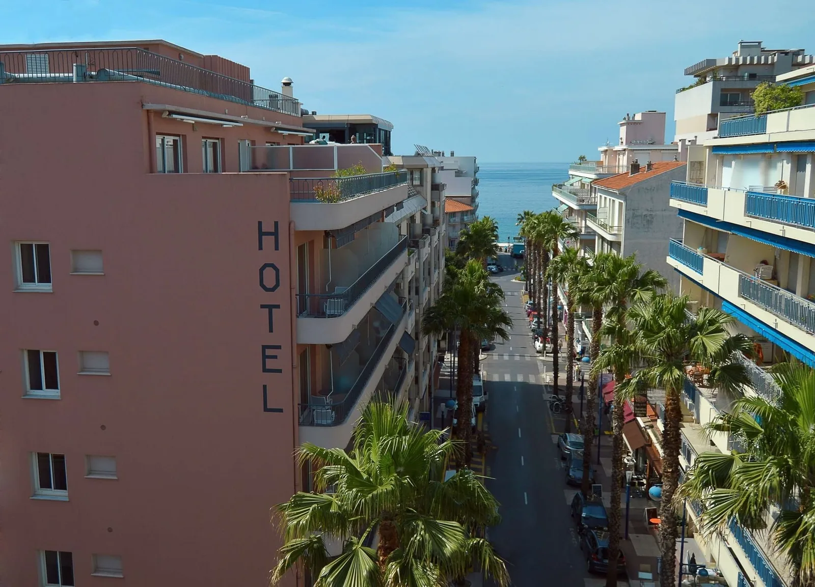 myWO Juan les Pins, Building facade, Antibes