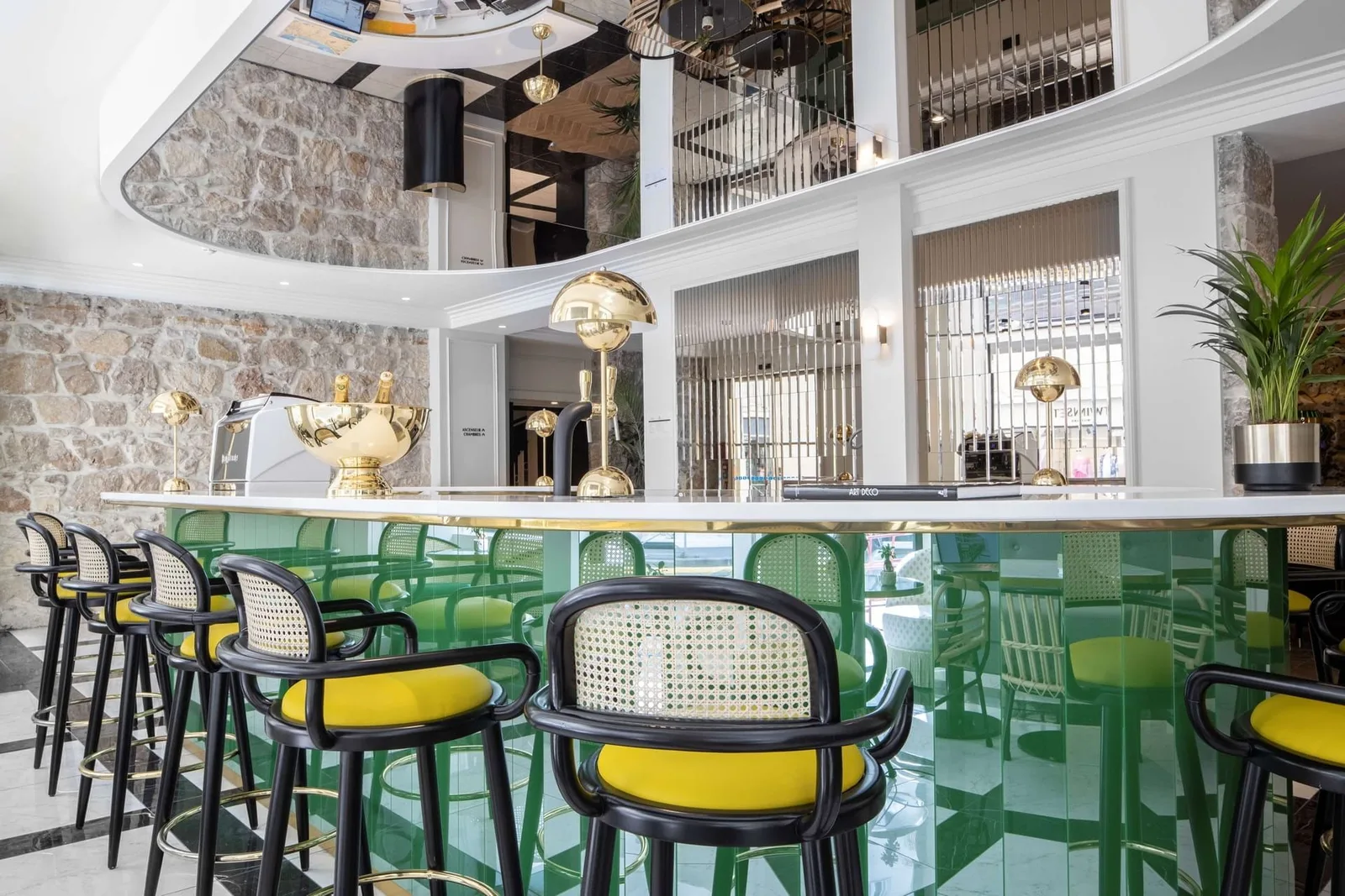 myWO Nice Grimaldi, Cafeteria, Nice
