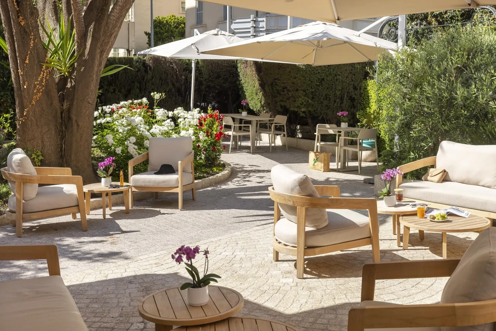 myWO Nice Maréchal Joffre, Terrace and outdoor space, Nice