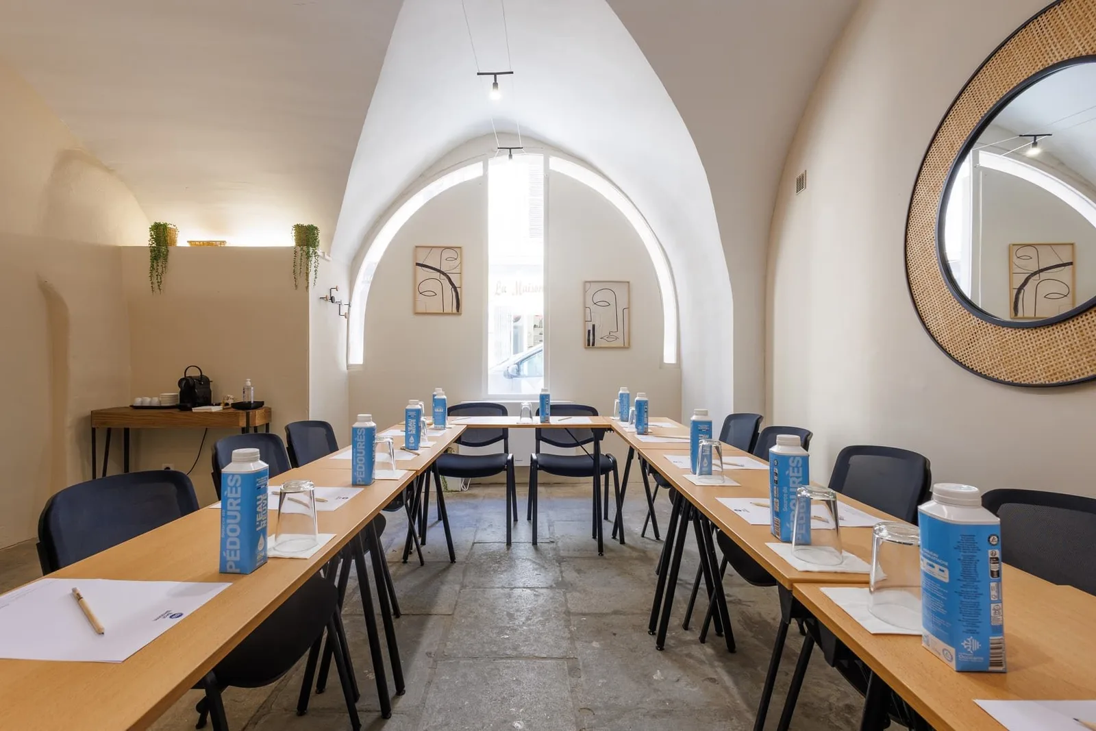 myWO Nîmes Centre, Meeting room for 14 people, Nîmes