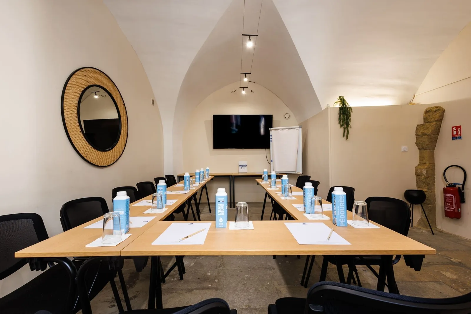myWO Nîmes Centre, Meeting room for 14 people, Nîmes