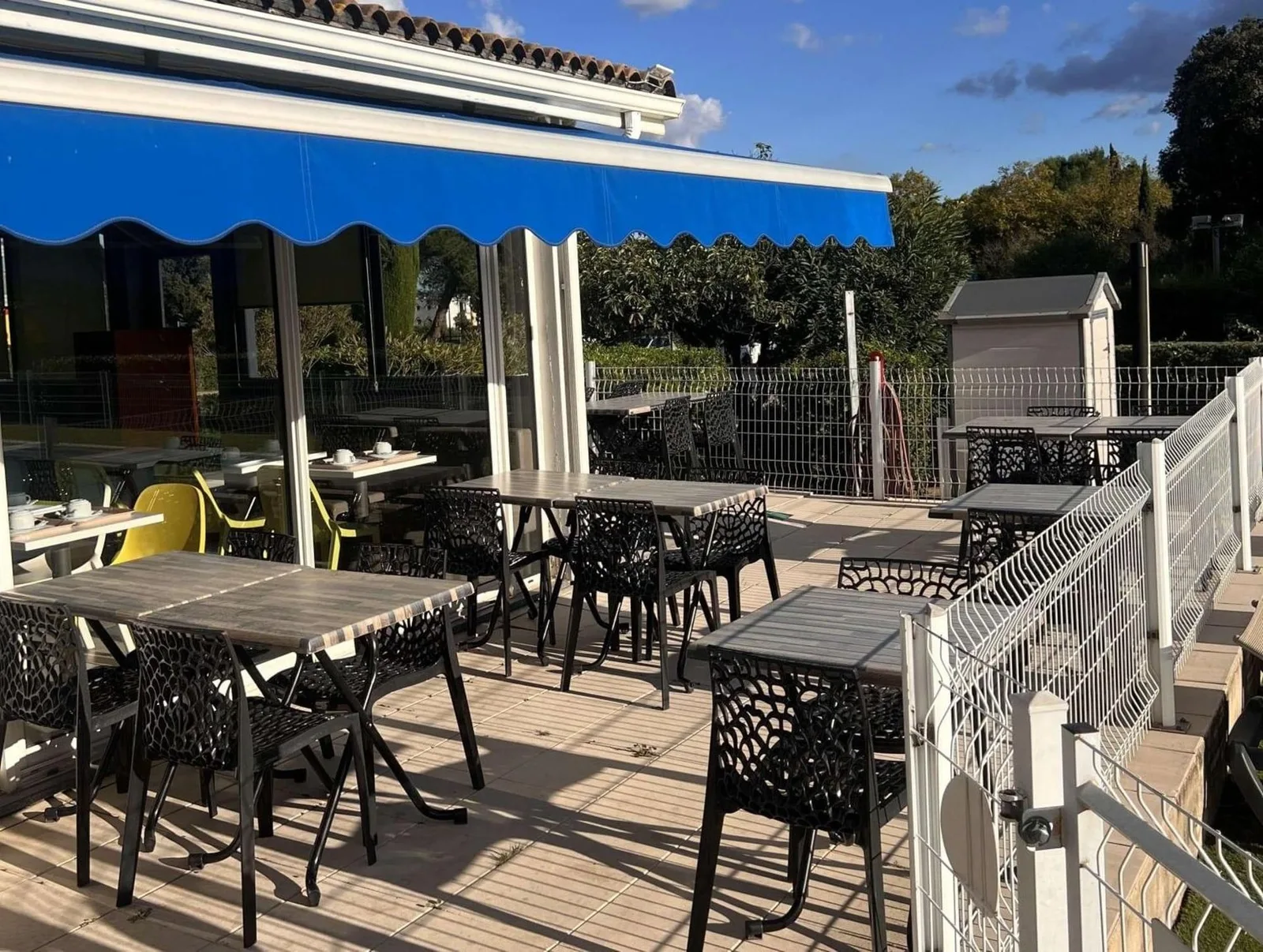 myWO Nîmes Est Marguerittes, Terrasse und Außenbereich, Marguerittes