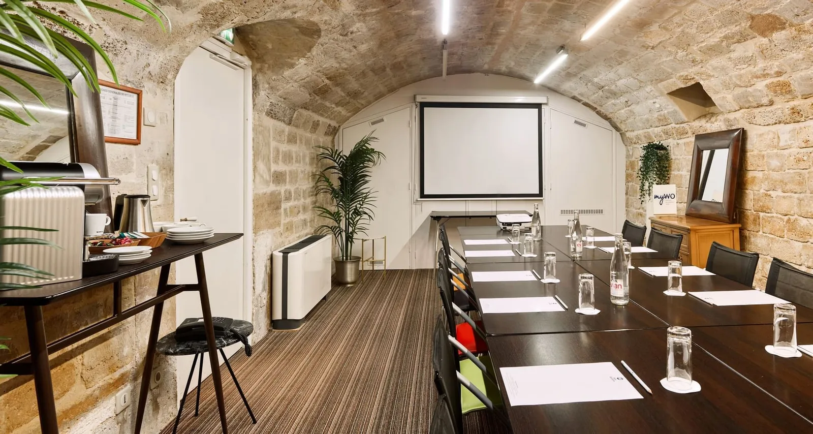 myWO Paris Montparnasse Saint Germain, Meeting room for 14 people, Paris 6e