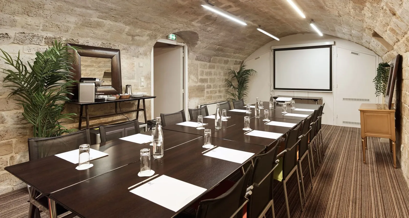 myWO Paris Montparnasse Saint Germain, Meeting room for 14 people, Paris 6e