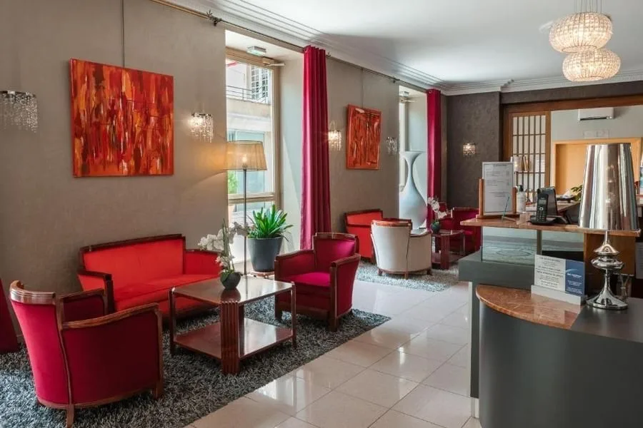 myWO Poitiers Centre, Reception, Poitiers