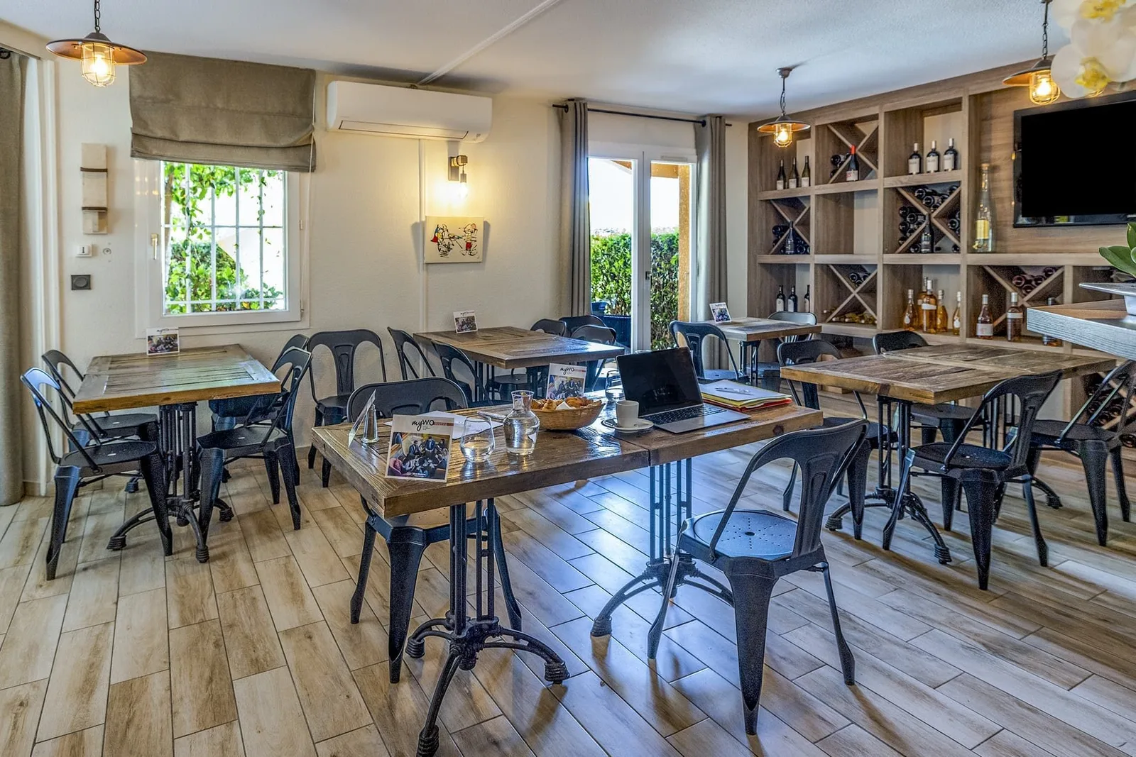 myWO Prades, Cafeteria, Prades