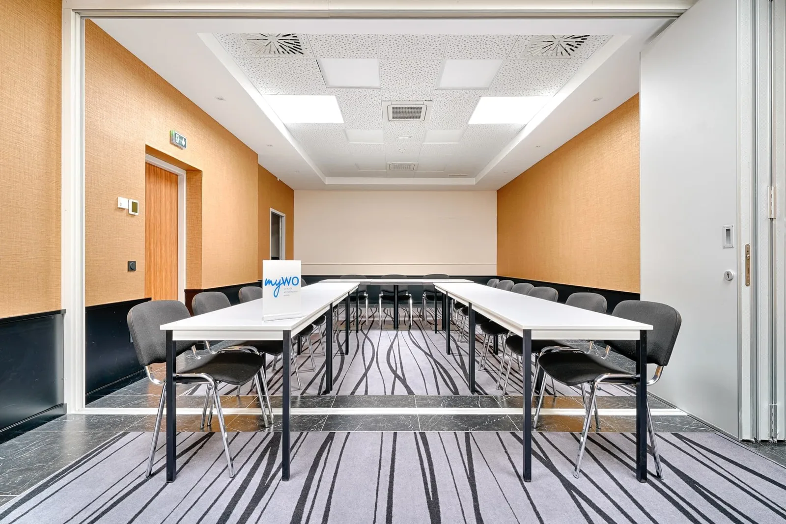 myWO Ris Orangis, Meeting room for 11 people, Ris-Orangis