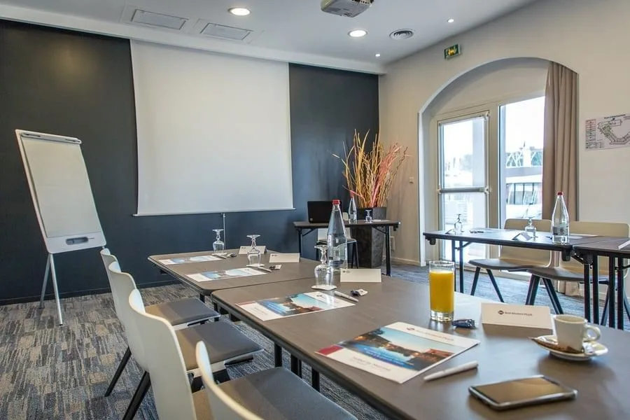 myWO Saint Raphaël, Training room for 6 people, Saint-Raphaël
