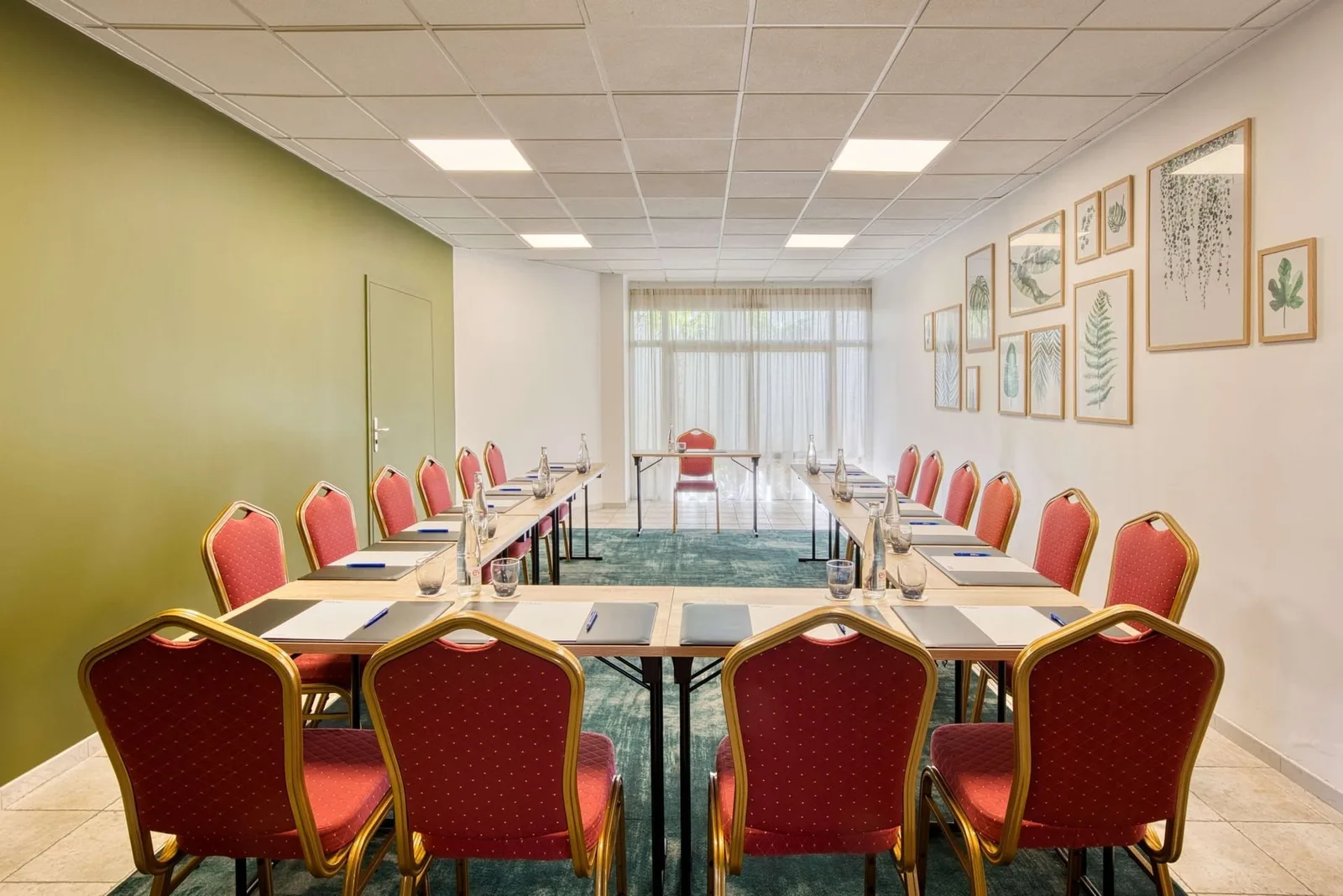 myWO Sausset Les Pins, Meeting room for 14 people, Sausset-les-Pins