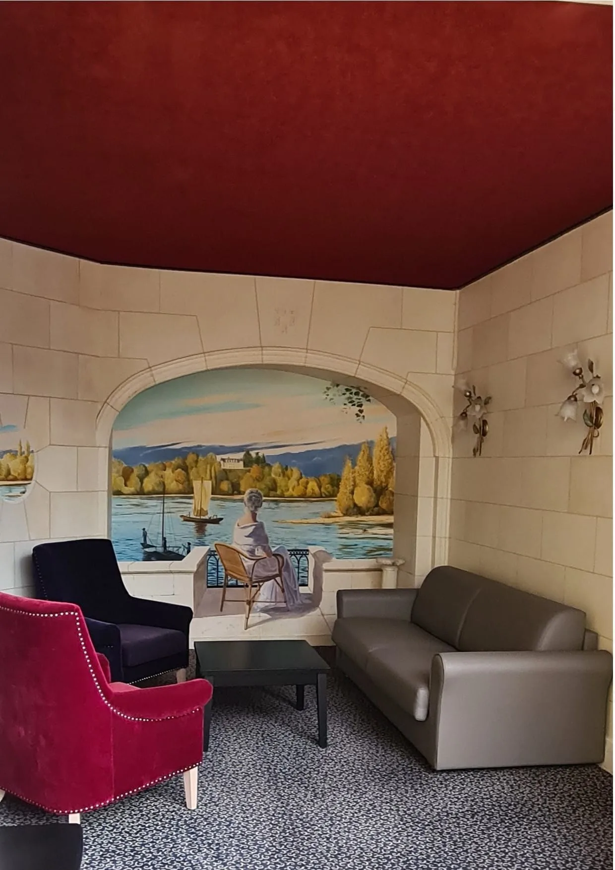 myWO Tours Centre, Lounge, Tours