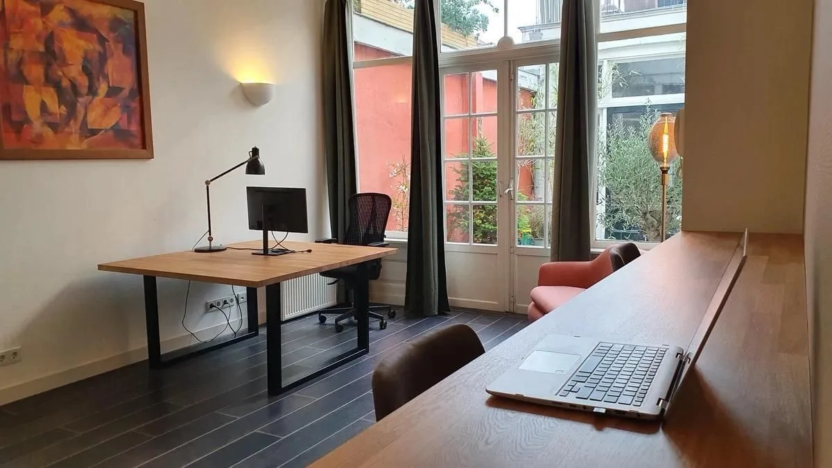MyWorkLounge, Bureau privatif 2 postes, La Haye