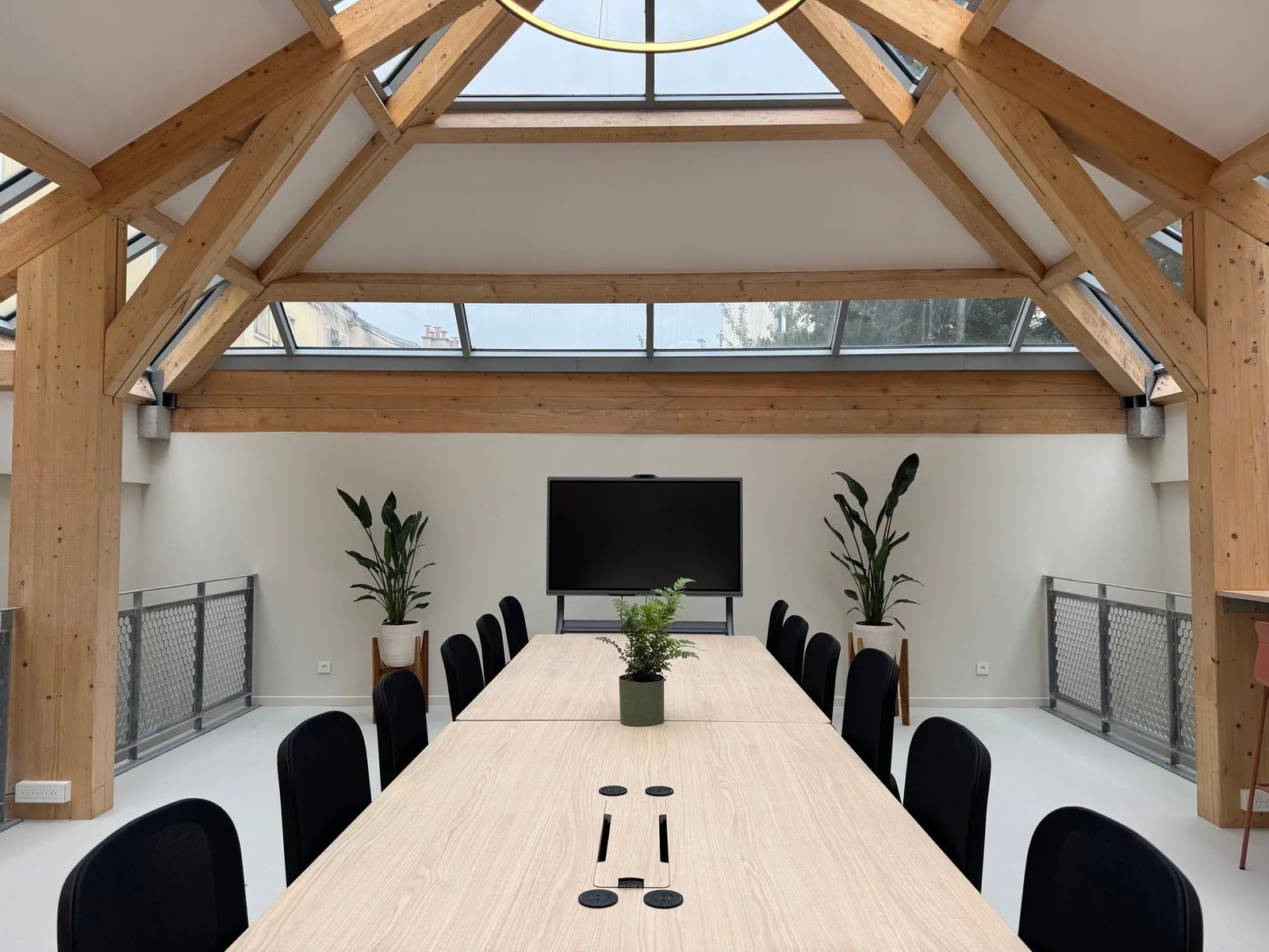 Naama Le Studio, Salle de réunion 14 personnes, Montrouge
