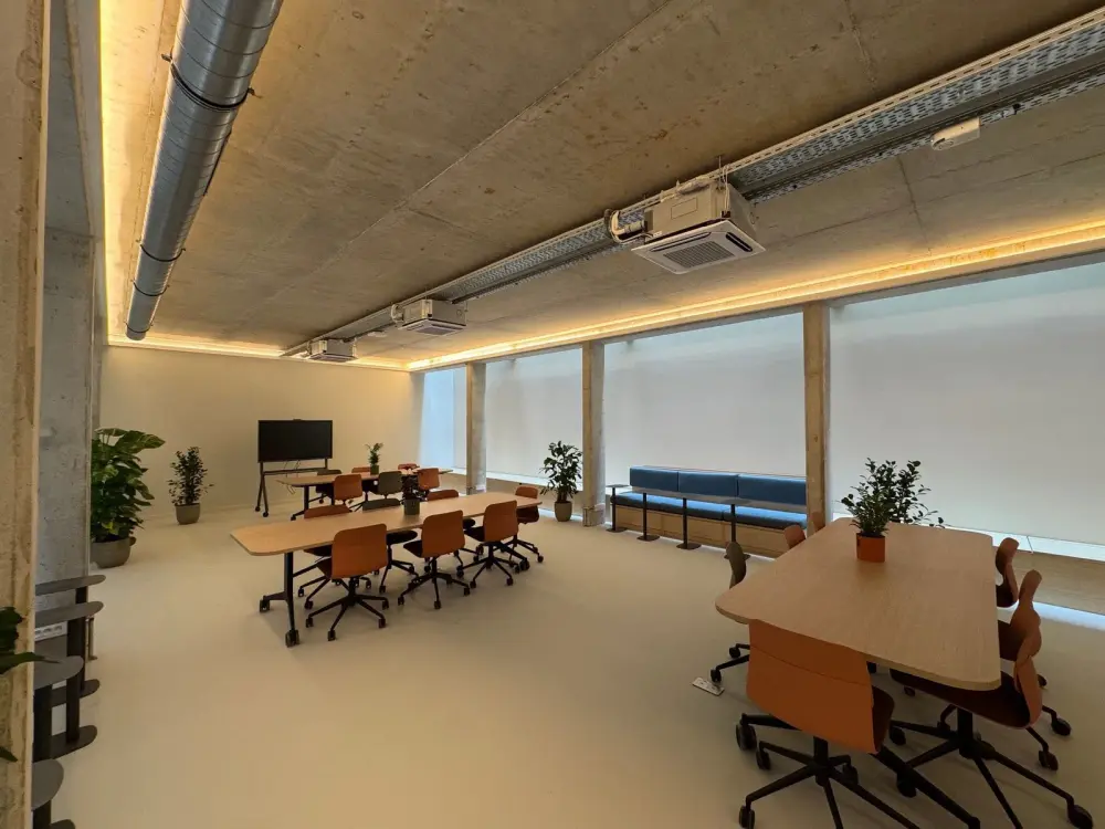 Naama Le Studio, Salle Halle Evénementiel, Montrouge