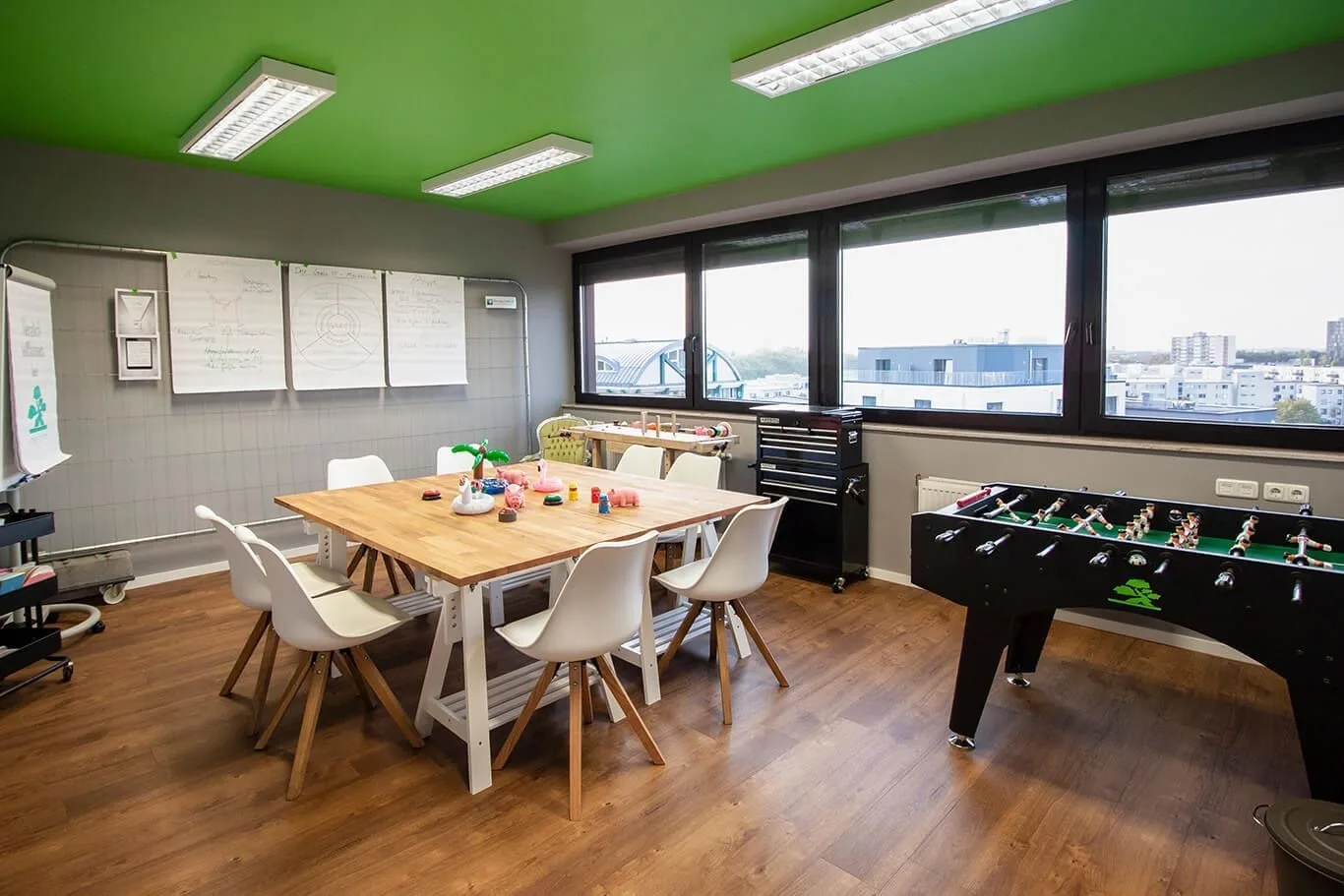 NEO SPACE, Besprechungsraum für 8 Personen, Köln