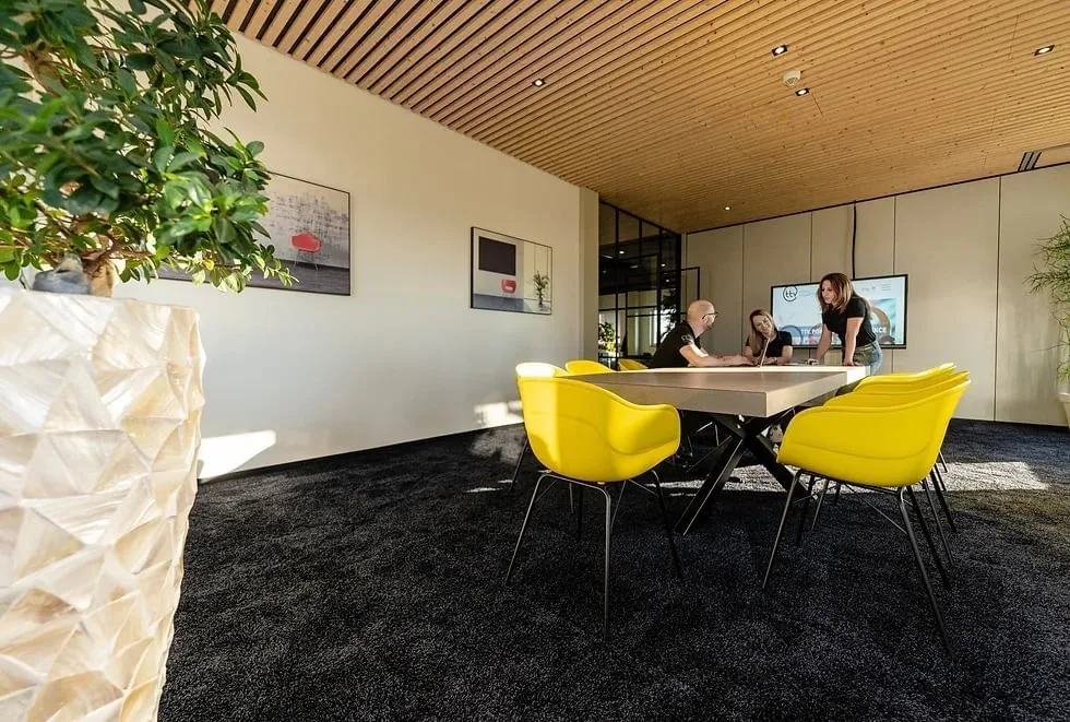 Neue Heimat, Meeting room for 8 people, Illertissen