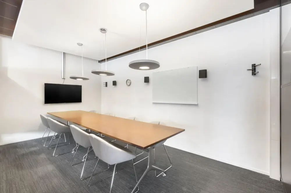 Regus HELSINKI, Pasilanportti, Neuvotteluhuone CM Meeting Room, Helsinki