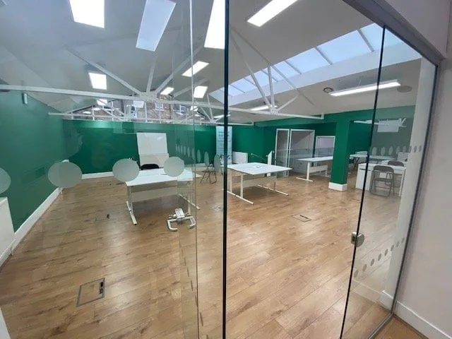 New King's House, Open-plan office, Putney