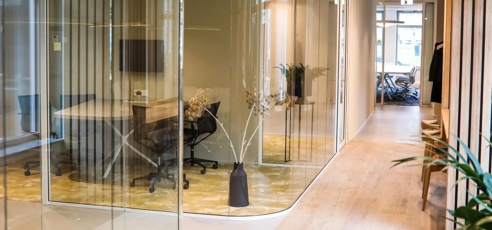 Newday Offices Amsterdam Zuid, Meeting room for 4 people, Amsterdam