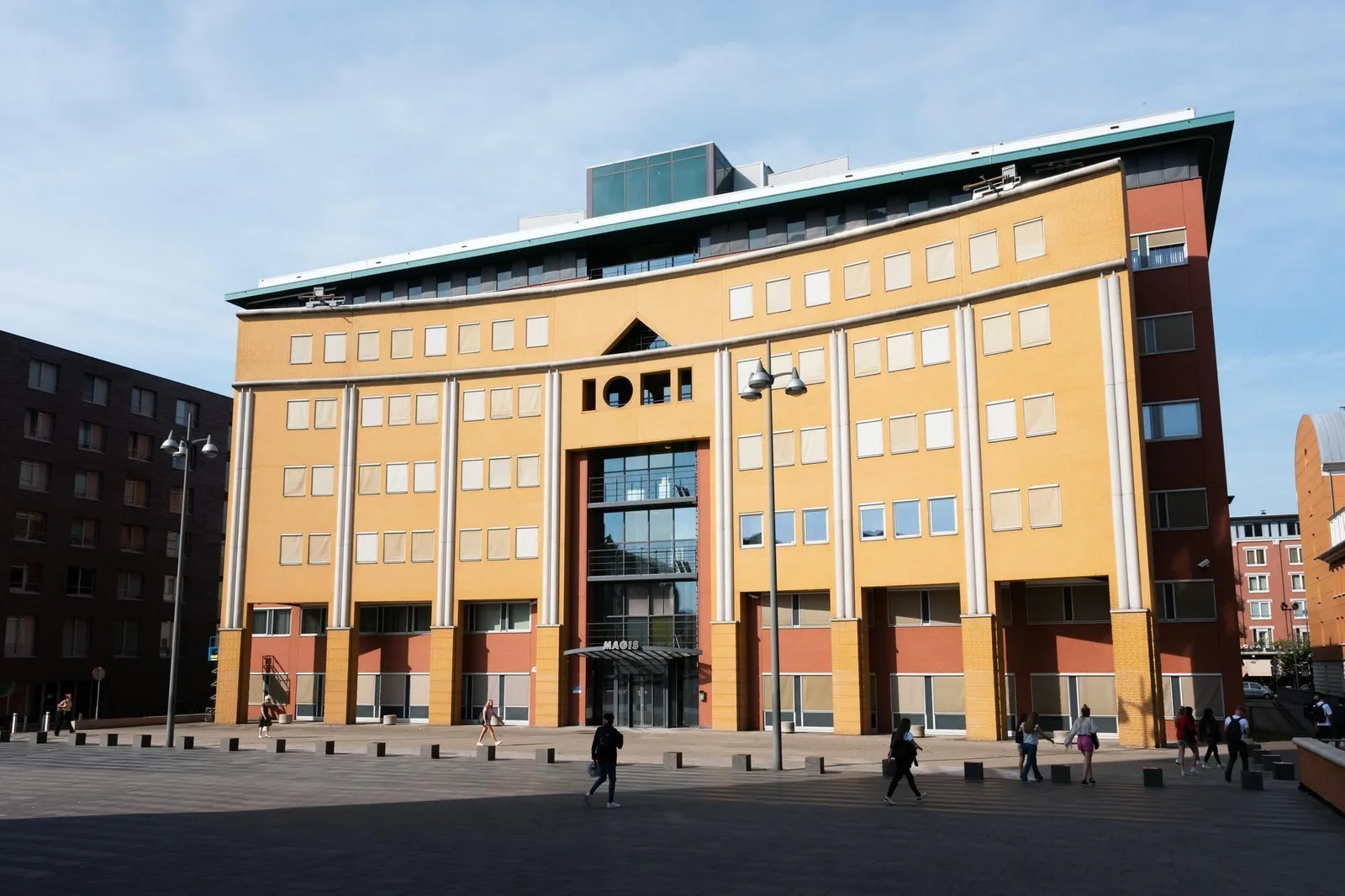 Newday Offices Den Bosch, Gevel van het gebouw, 's-Hertogenbosch