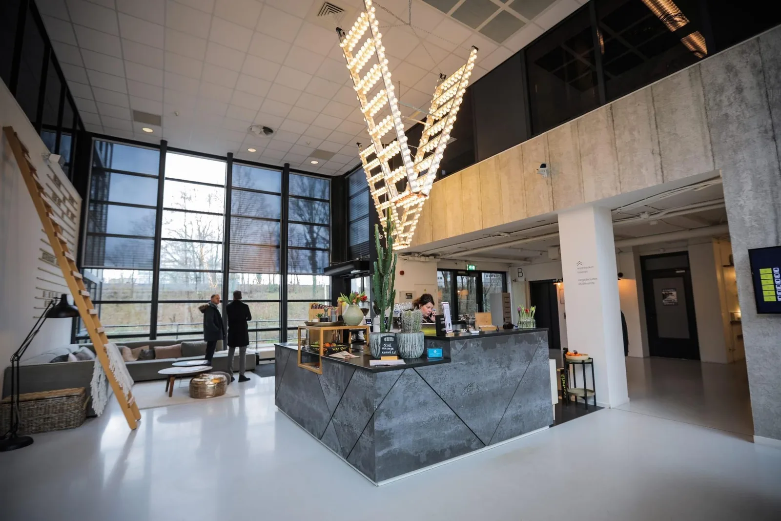 Newday Offices Rotterdam, Reception, Capelle aan den IJssel