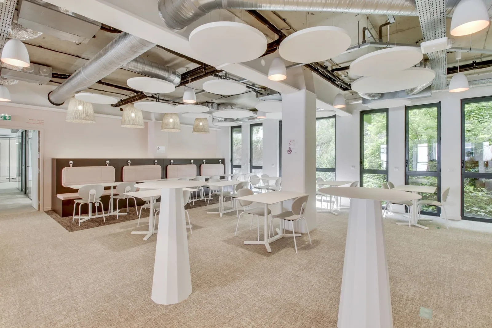 Newton Offices Vaise, Kantine, Lyon 9e