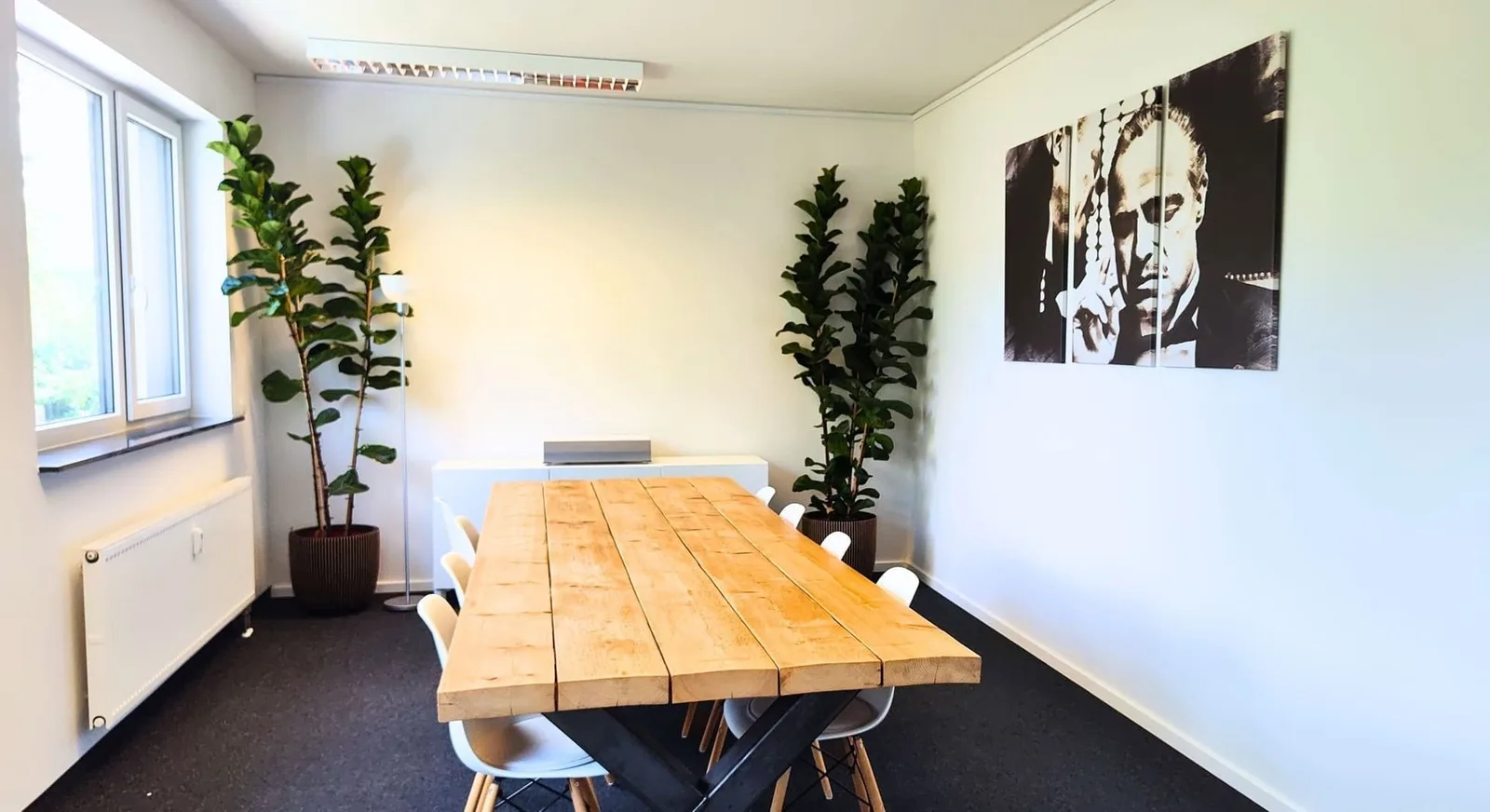 Nikan Office, Besprechungsraum für 8 Personen, Leverkusen