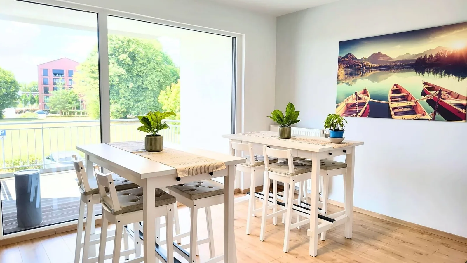 Nikan Office, Kantine, Leverkusen