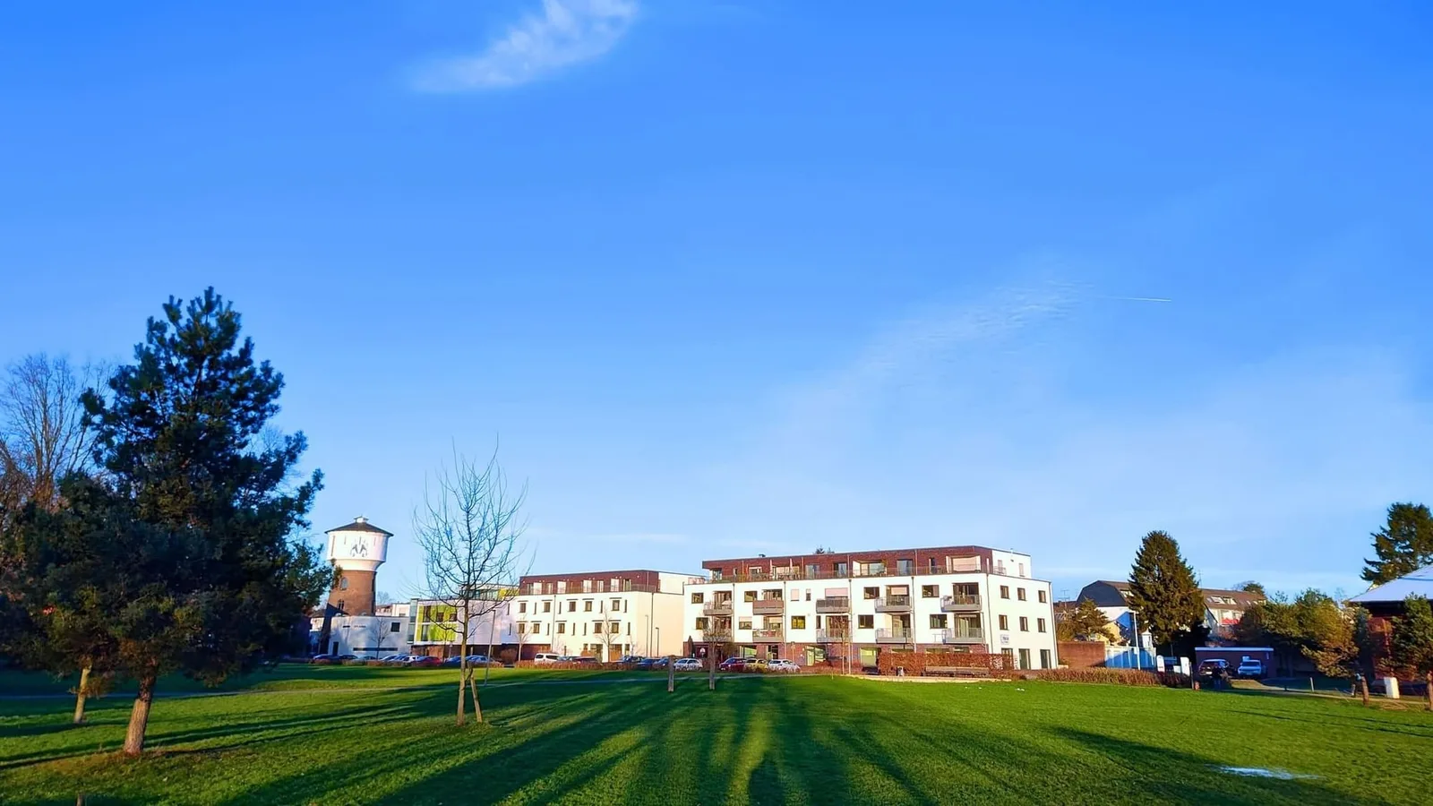 Nikan Office, Gebäudefassade, Leverkusen