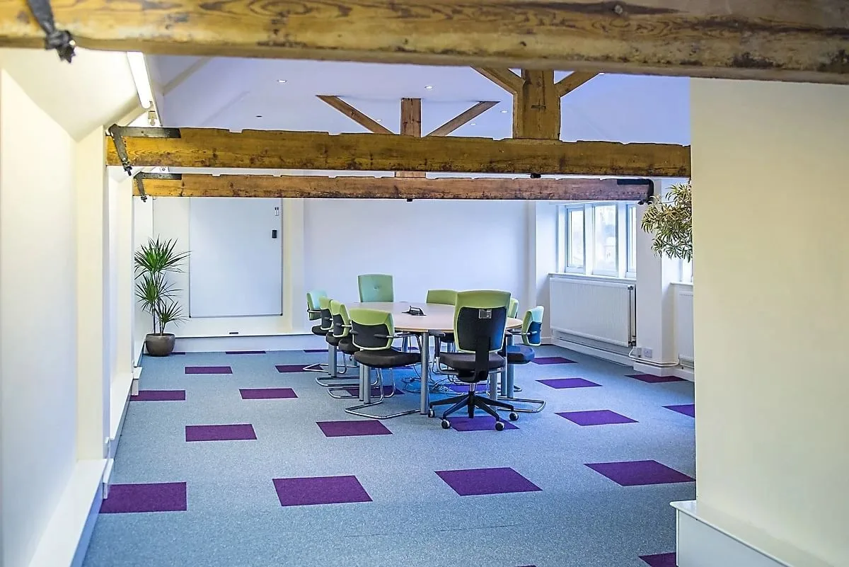 No1 Business Centre, Meeting room for 7 people, Gloucester