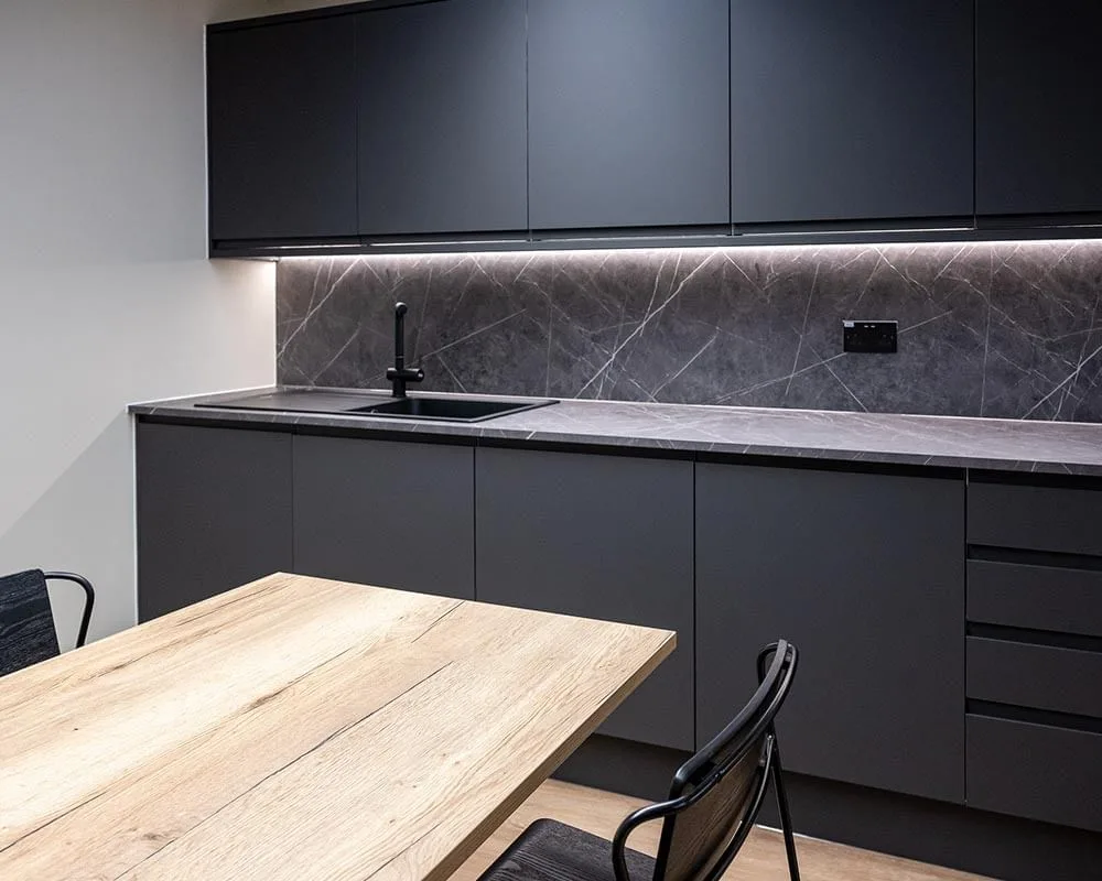Northspring - Peter Street, Kitchen, Manchester