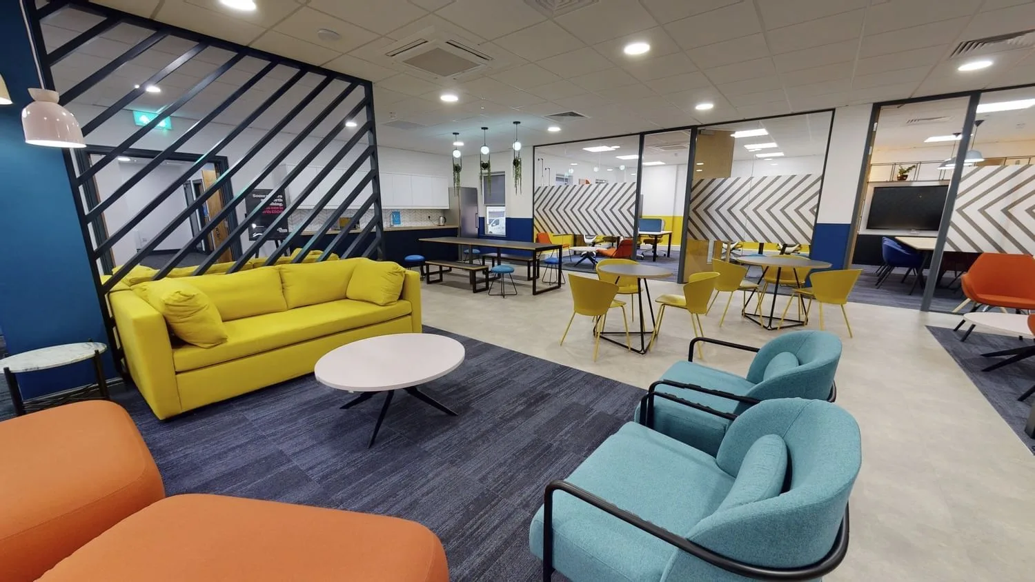 Nottingham Offices NG1 , Lounge, Nottingham