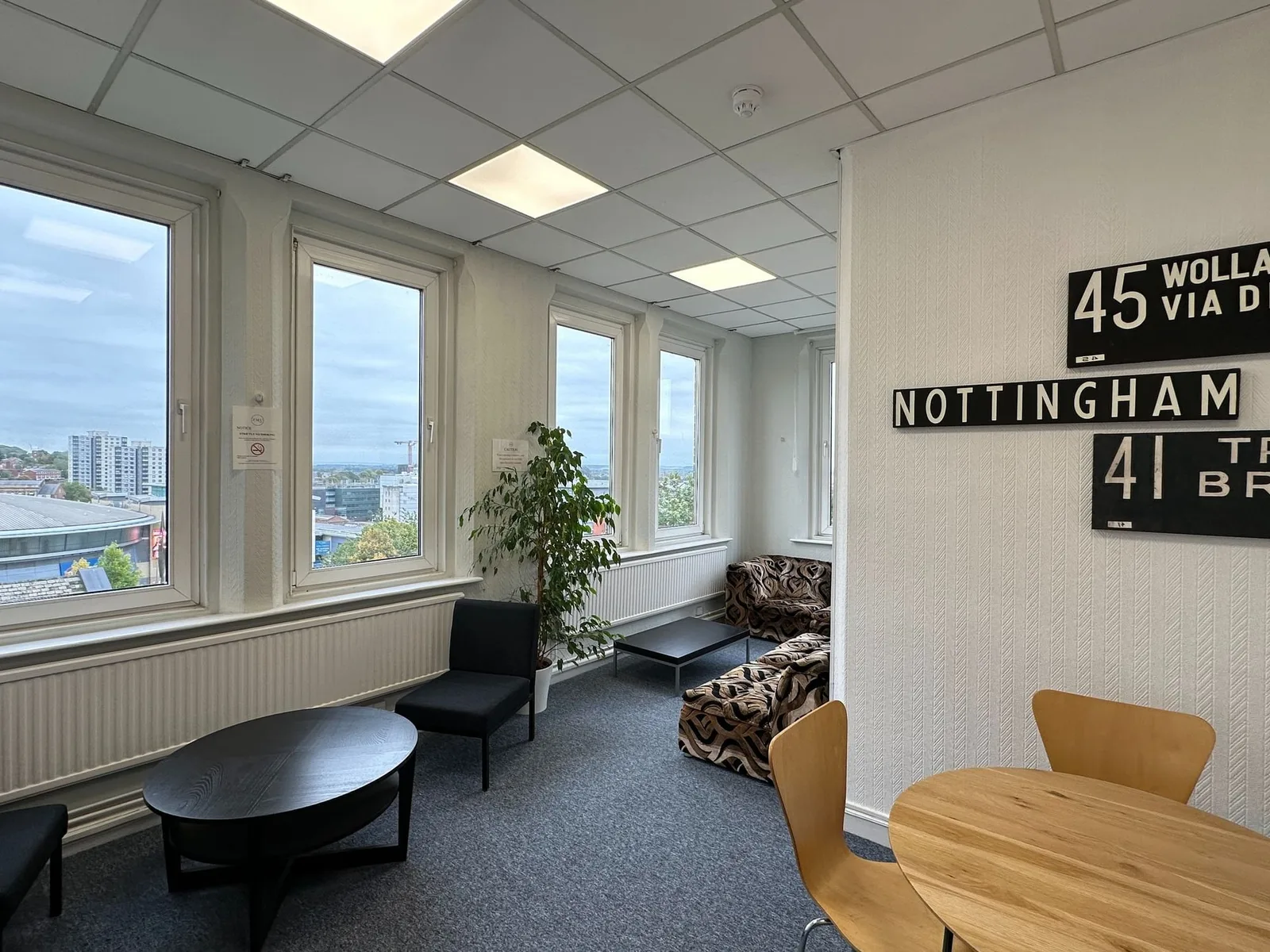 Nottingham Offices NG1 , Lounge, Nottingham