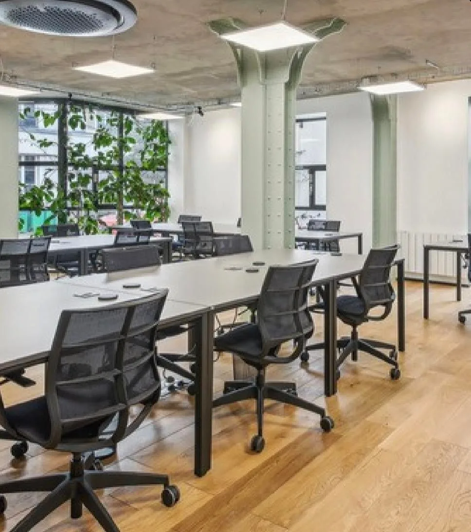 Les Nouveaux Bureaux Faubourg Saint-Denis, Open-plan office, Paris 10e