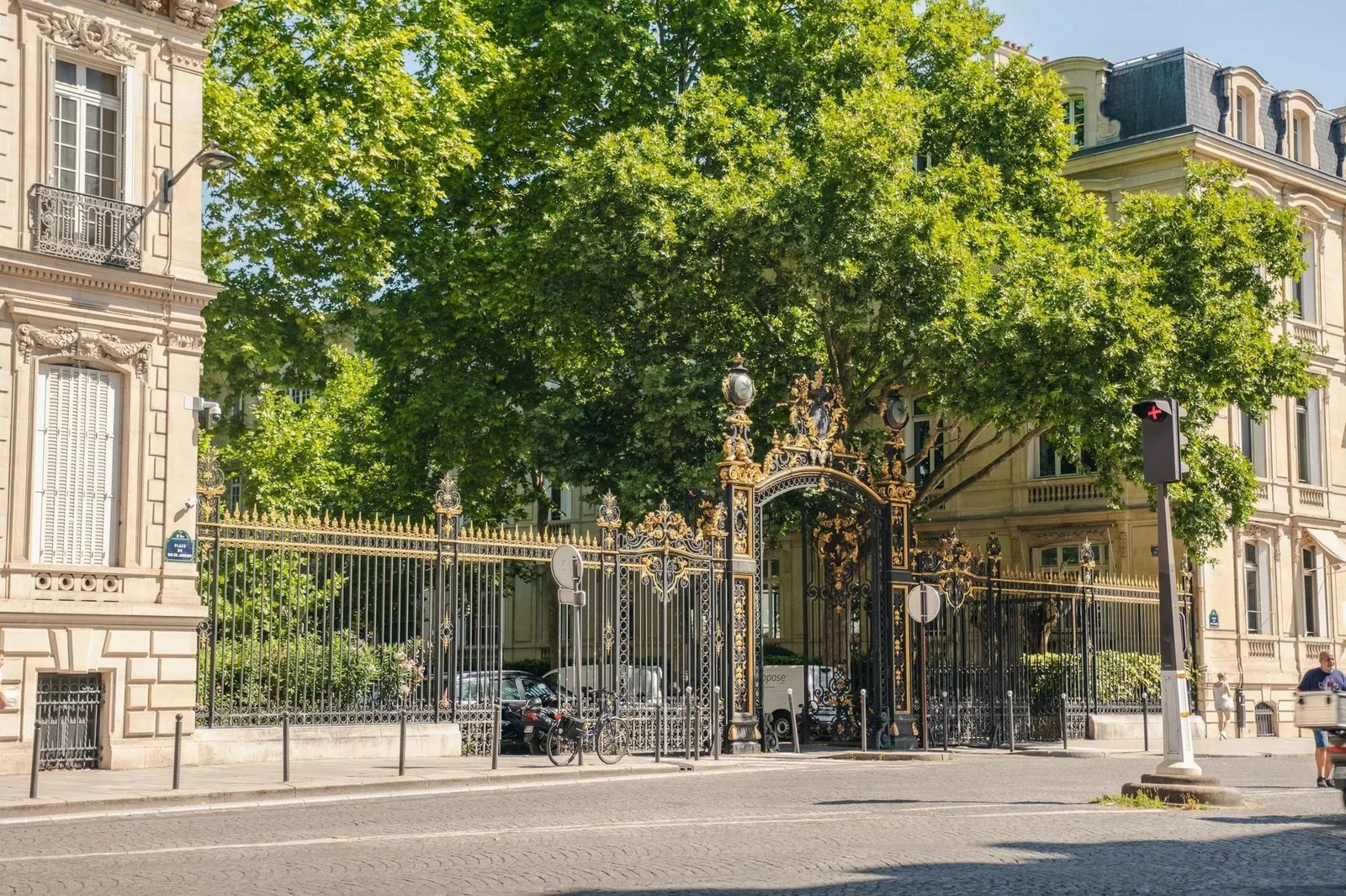 Les Nouveaux Bureaux Monceau, Façade, Paris 8e