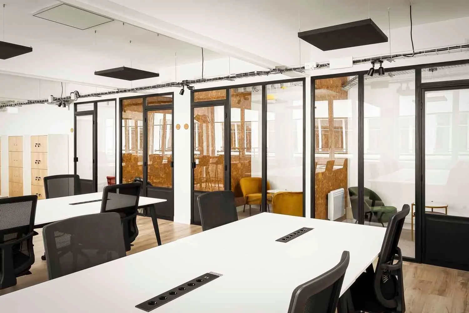 Les Nouveaux Bureaux Petites Écuries, Open-plan office, Paris 10e