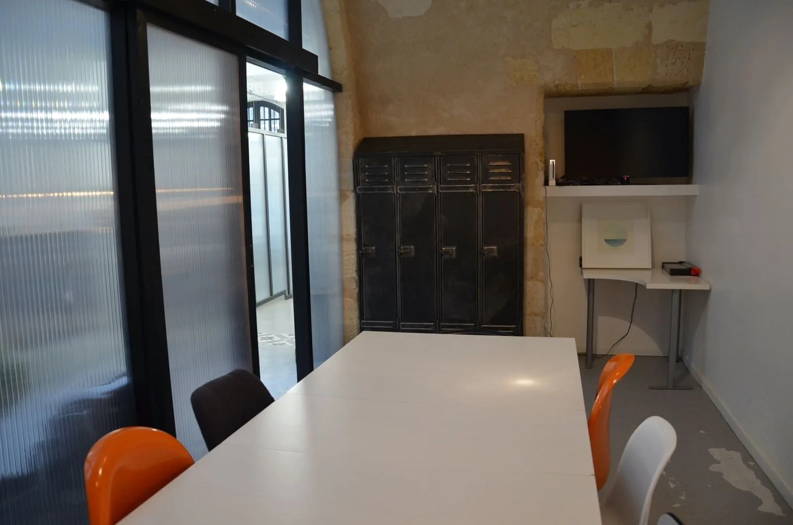 Le Numéro Cinq, Besprechungsraum für 4 Personen, Bordeaux