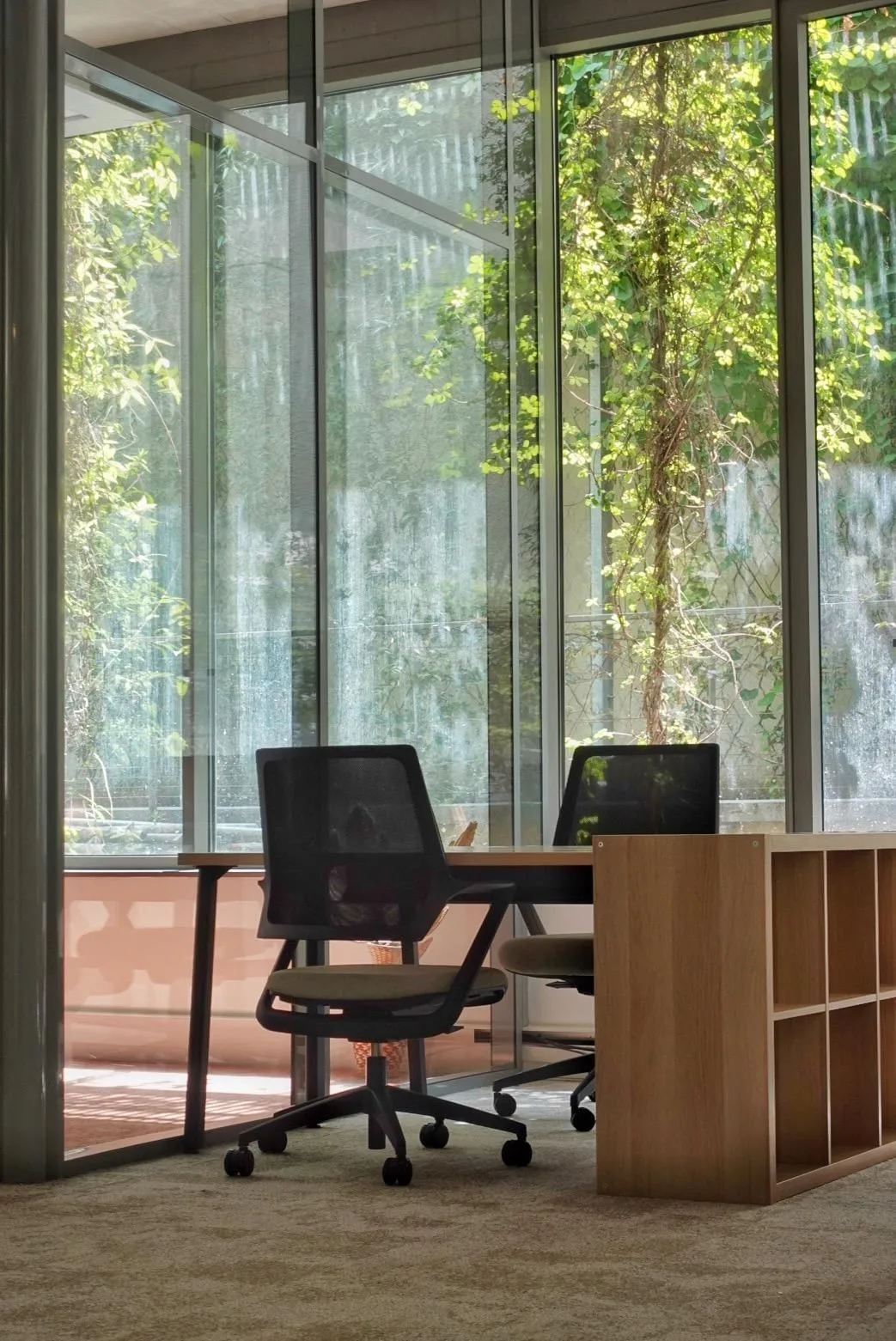 O65 Paris, Private office, 2 desks, Paris 18e