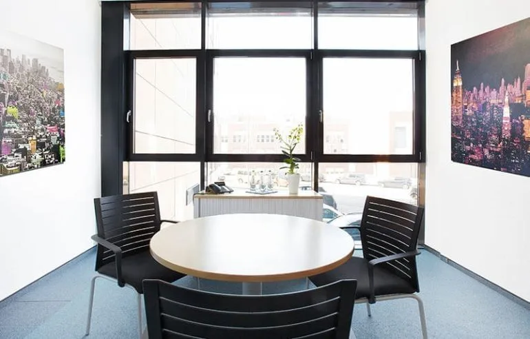 Oasis Business Center, Meeting room for 4 people, Stuttgart